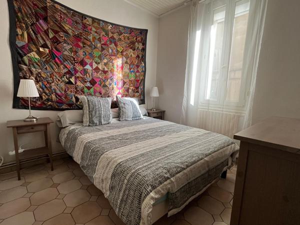 Marseille (13004) APPARTEMENT AVEC TERRASSE AUX CHUTES LAVIE