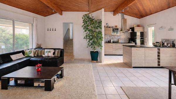 Maison familiale avec piscine - 3 chambres  + espace évolutif