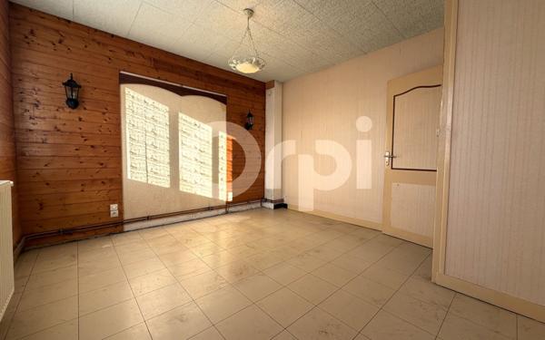 Maison à vendre    4 pièces • 70 m2 Vic-sur-Aisne