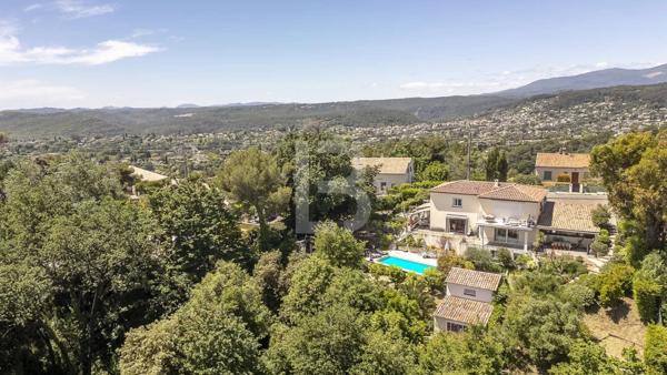 Villa avec vue panoramique à vendre à Saint-Paul-de-Vence – Calme, nature et potentiel
