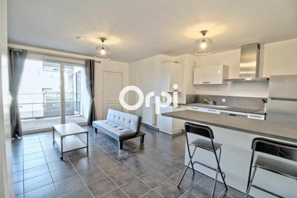 Appartement à louer    2 pièces • 42,12 m2 Meyzieu