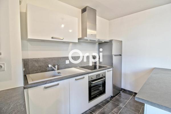 Appartement à louer    2 pièces • 42,12 m2 Meyzieu