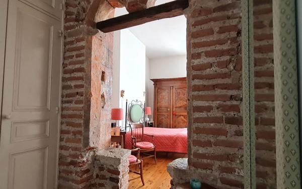 Appartement à vendre    5 pièces • 180 m2 Agen