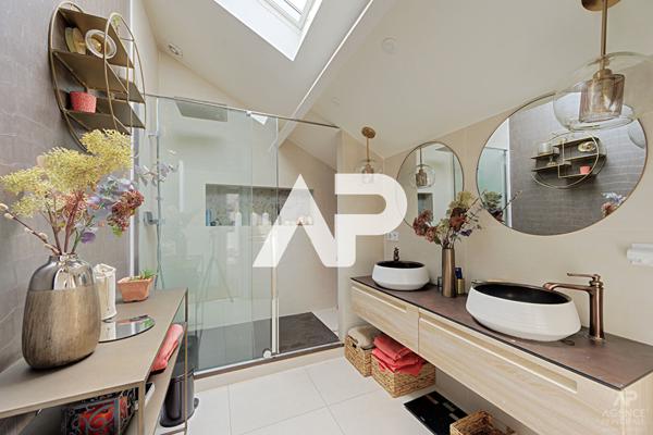Maison Rueil Malmaison 6 pièce(s) 155.50 m2 €1 240 000 ** - Référence 19044
