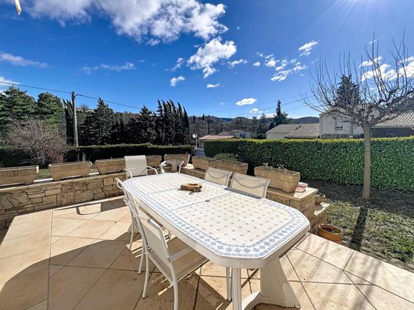 Villa+ Appartement T2 avec jardin quartier calme