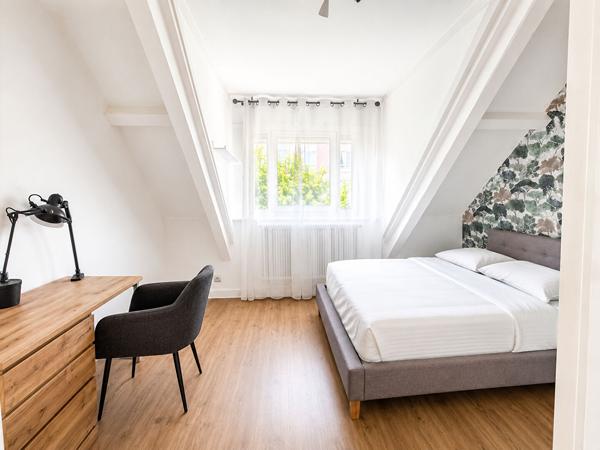 Appartement lumineux - Besançon - 7 pièces - 121.92 m2