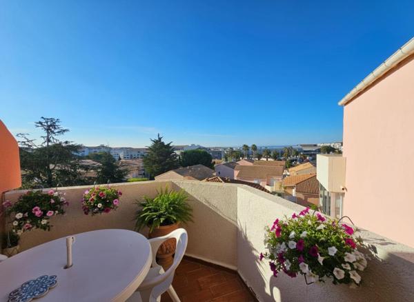 Appartement  dernier étage proche de la plage