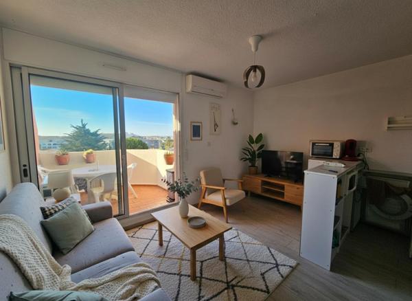 Appartement  dernier étage proche de la plage