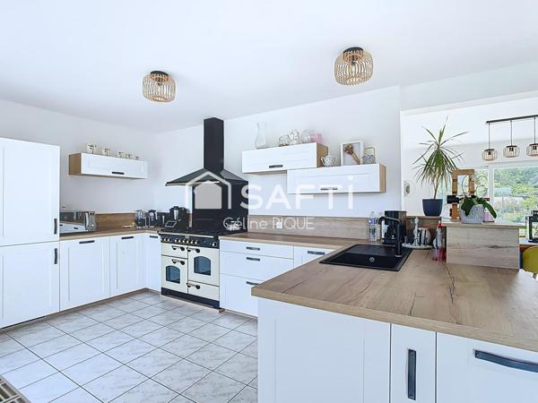 Maison familiale de 255 m² – 9 pièces – Terrain 3000 m²