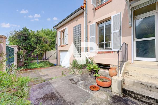 Maison Rueil Malmaison 5 pièce(s) 104 m² 715 000 € **  - Référence  19767
