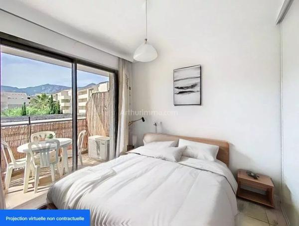 Vente                                                      Appartement
                        
                     2 pièces                      29 m2                     à Calvi