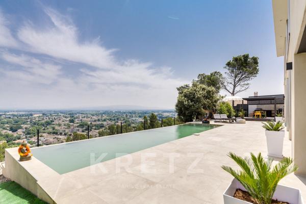 Maison d'architecte contemporaine avec vues