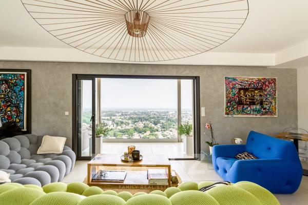 Maison d'architecte contemporaine avec vues