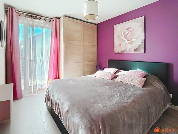 BEL APPARTEMENT MODERNE ET FONCTIONNEL EN REZ DE JARDIN T3 de 53 m² avec son jardin terrasse de 120m²