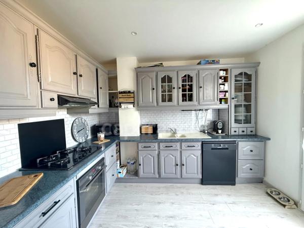 Maison à vendre 6 pièces ROSNY SUR SEINE (78) - 4 chambres - sous-sol Total - jardin - Terrasse