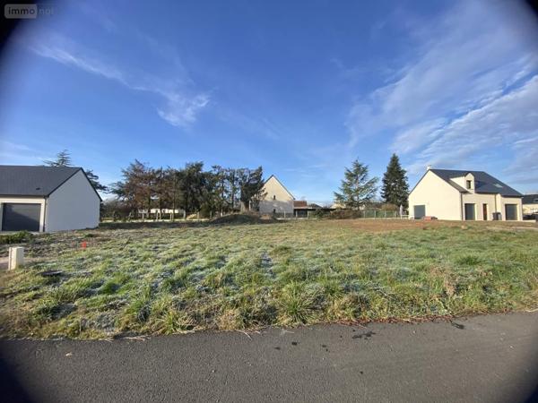 Terrain à Batir à vendre à Rouziers-de-Touraine dans l'Indre-et-Loire (37360), ref : 37037/302