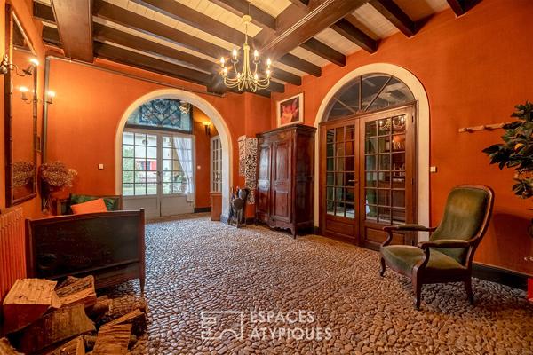 Demeure de caractère au cachet architectural unique