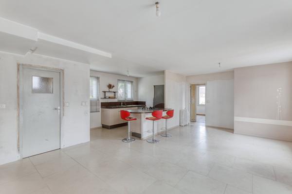 Maison de plain-pied 3 chambres + garage