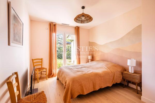 RARE À LACANAU – LONGARISSE – MAISON PLAIN-PIED – 4 CHAMBRES À 80 M DU LAC