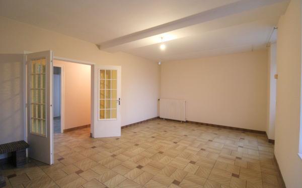 Maison à louer    3 pièces •  Lorris