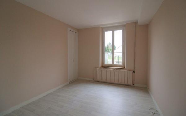 Maison à louer    3 pièces •  Lorris