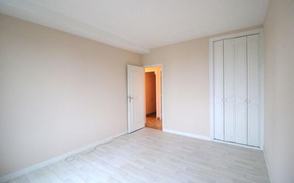 Maison à louer    3 pièces •  Lorris