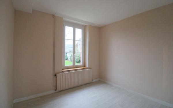 Maison à louer    3 pièces •  Lorris