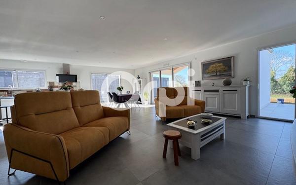 Maison à vendre    4 pièces •  Saint-Vincent-sur-Jard