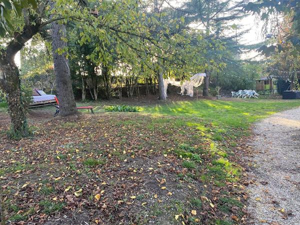 Maison meublée T5 de près de 150m² sur plus de 2800m² de terrain