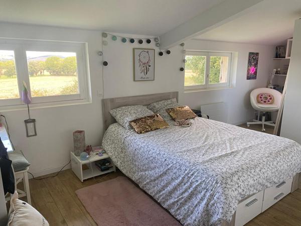 Maison meublée T5 de près de 150m² sur plus de 2800m² de terrain