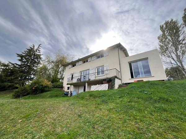 Maison meublée T5 de près de 150m² sur plus de 2800m² de terrain