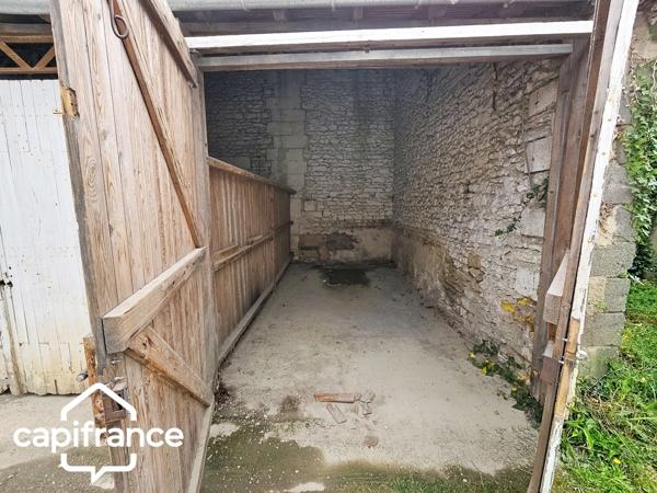 Thouars centre – Bien à rénover 210 m² avec 3 garages – Fort potentiel locatif