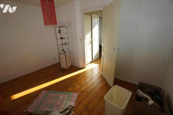 St MAURICE, maison de type 3 avec cour