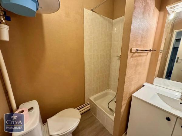 Appartement à louer 1 pièce 25.07m² Tours (37000)
