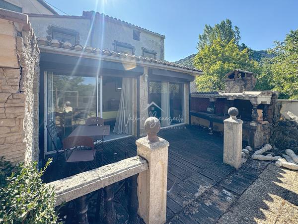 Saint-Jean-et-Saint-Paul (12250) Maison T3 meublée avec jardin à St-Paul-des-Fonts