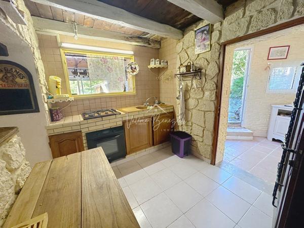 Saint-Jean-et-Saint-Paul (12250) Maison T3 meublée avec jardin à St-Paul-des-Fonts