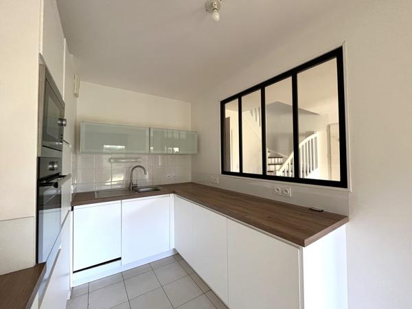 A VENDRE – Appartement T4 avec garage dans un quartier résidentiel – VANNES