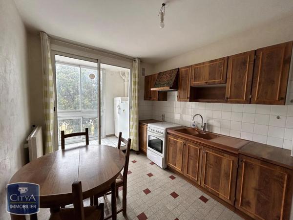 Appartement à louer 3 pièces 73m²