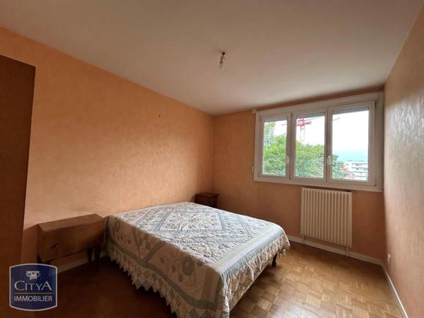 Appartement à louer 3 pièces 73m²