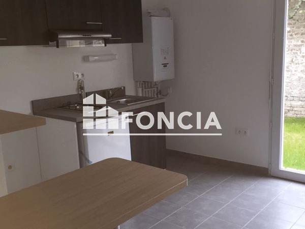 Location Studio 30.85 m² - 80 RUE DE DOULLENS Amiens 80000