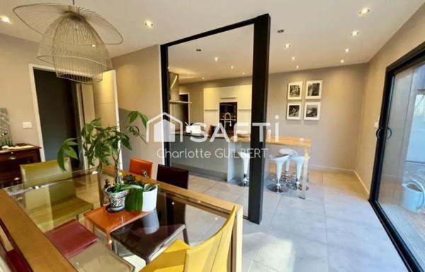 Maison d’Architecte en Bois avec Studio Indépendant à Casteljaloux