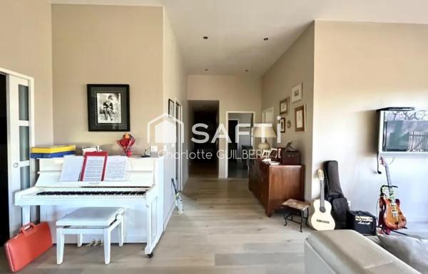 Maison d’Architecte en Bois avec Studio Indépendant à Casteljaloux