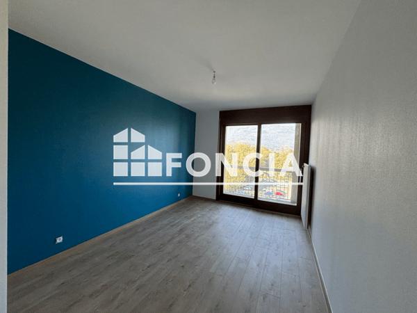 Location Appartement 5 pièces 110.87 m² - RESIDENCE LESDIGUIERES Grenoble 38100