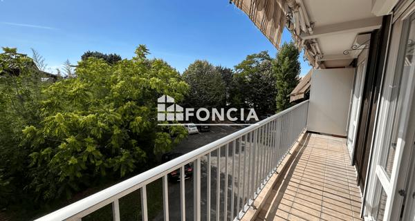 Location Appartement 4 pièces 75.36 m² - Caluire-et-cuire 69300