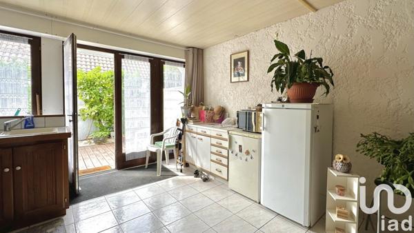 Duplex 4 pièces de 86 m² à Arès (33740)