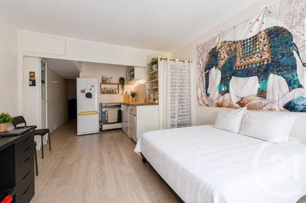 Appartement F1 à vendre  1 pièce - 31,94 m 2   PARIS  - 75013