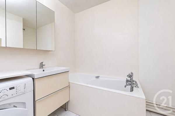 Appartement F1 à vendre  1 pièce - 31,94 m 2   PARIS  - 75013