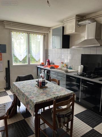 Maison de ville à vendre à Guîtres en Gironde (33230), ref : 118/1513