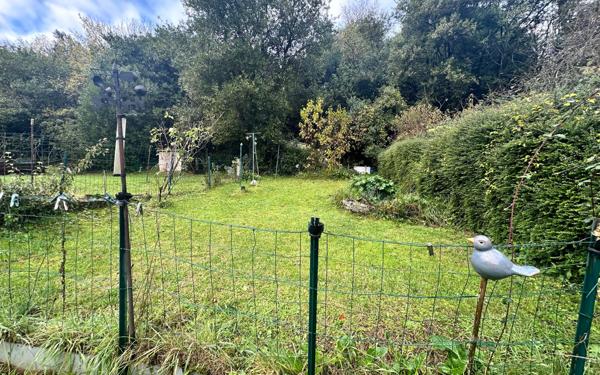 Maison à vendre    2 pièces •  Saintes