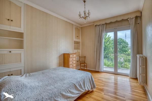 Maison à vendre |  Villeneuve-sur-Lot |  6 pièces | 212 m²